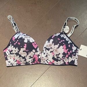 HURLEY bra 34B new with tags